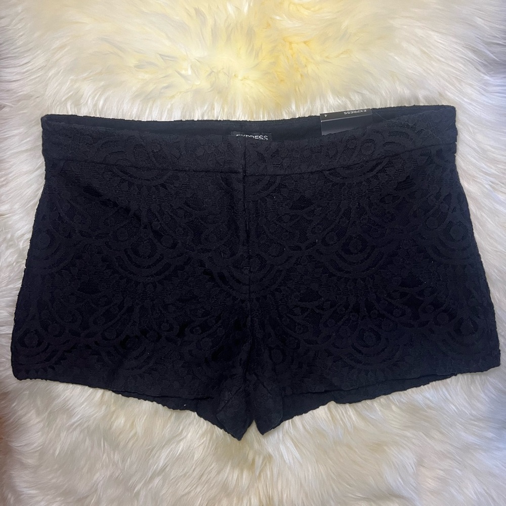 NWT Express Black Lace Shorts Size 4